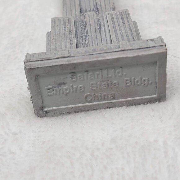 Safari Ltd Empire State Building NYC Miniature Building Figure World Landmark - Picture 7 of 8